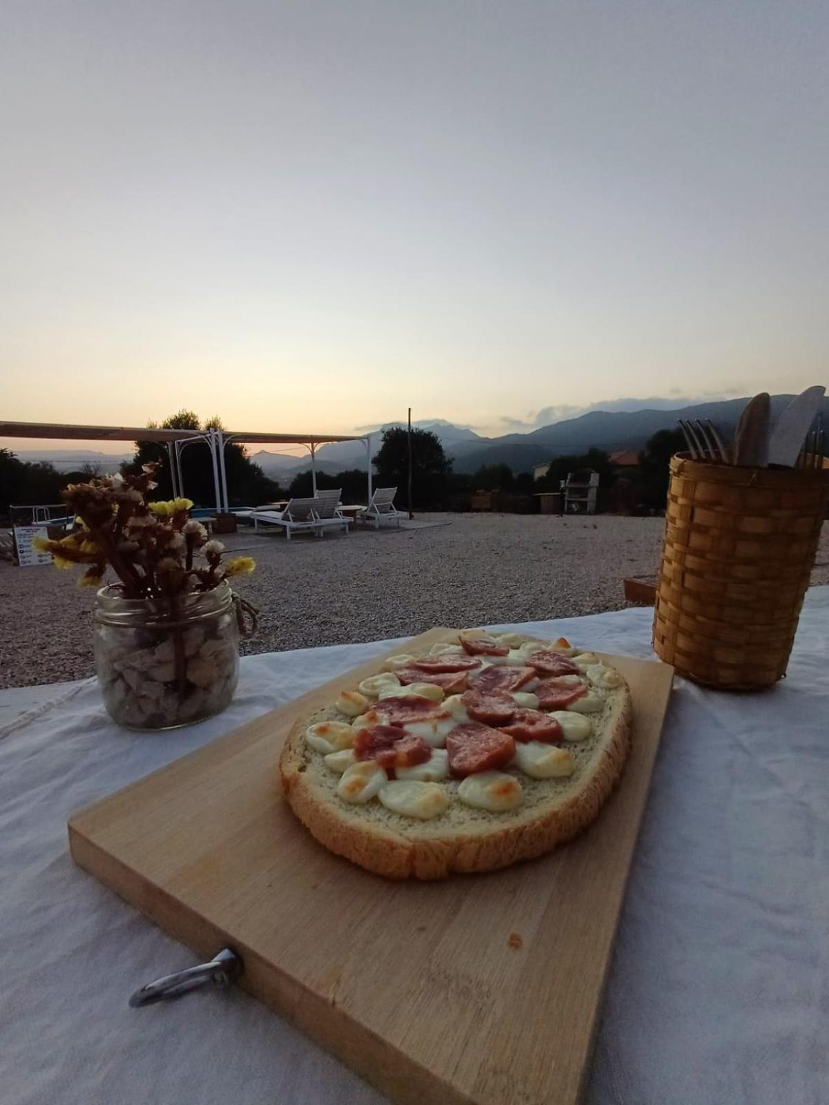 Hotel Pasare Glamping_Anglonaruralexperience Perfugas Exteriér fotografie
