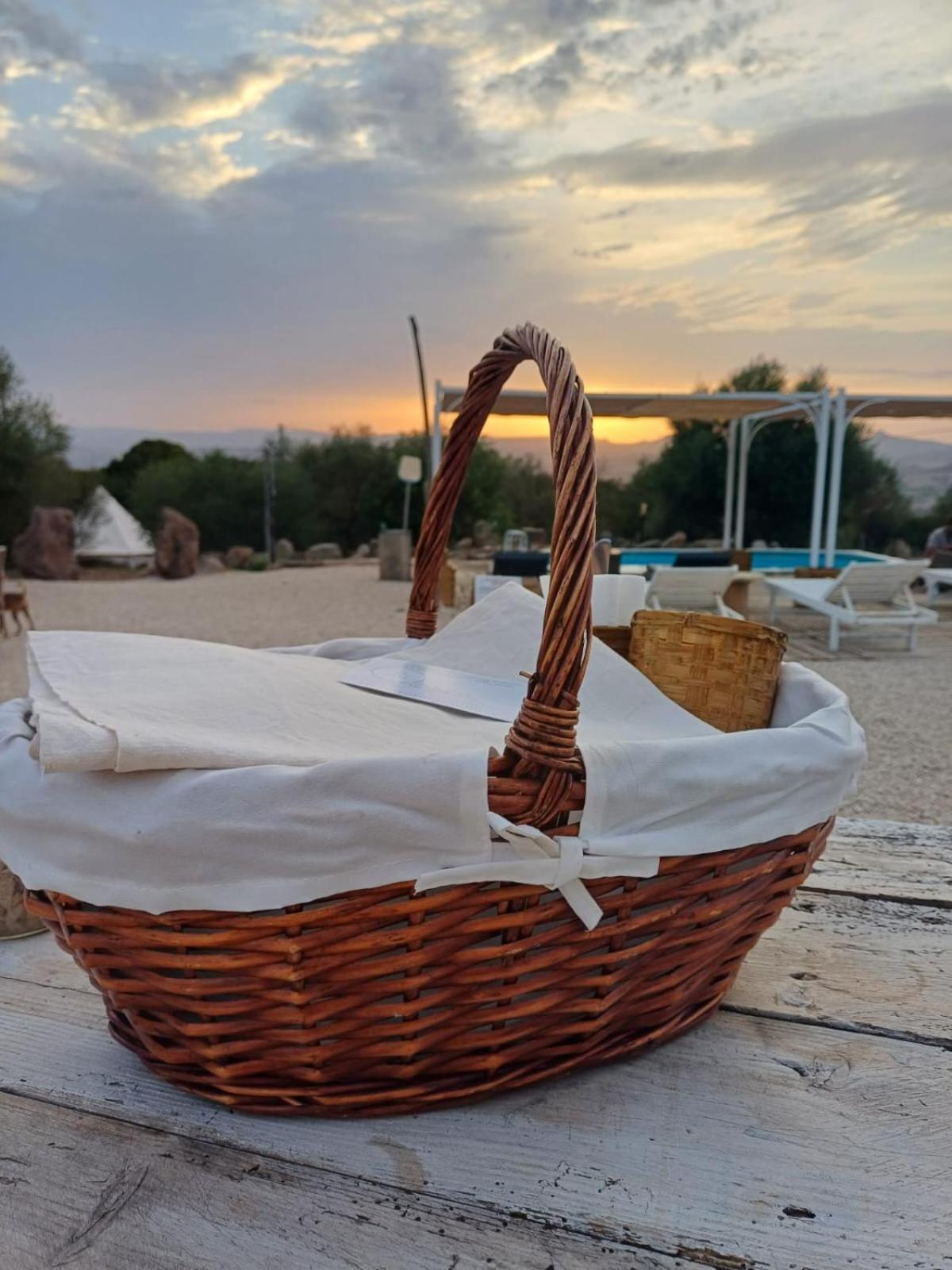 Hotel Pasare Glamping_Anglonaruralexperience Perfugas Exteriér fotografie